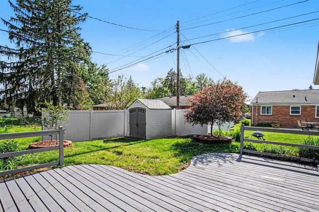 751 Larkspur Avenue, Grand Rapids, MI 49504