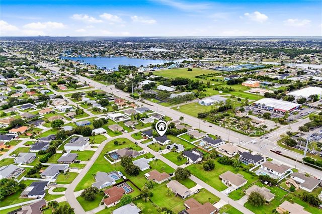 256 SE SANTA BARBARA PLACE, Cape Coral, FL 33990