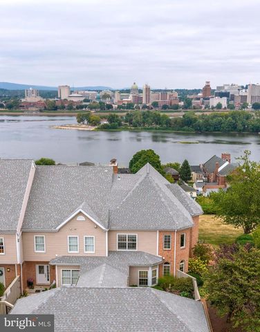 537 BRIDGEVIEW DR, Lemoyne, PA 17043