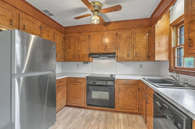 7744 Rosin Drive, North Charleston, SC 29418