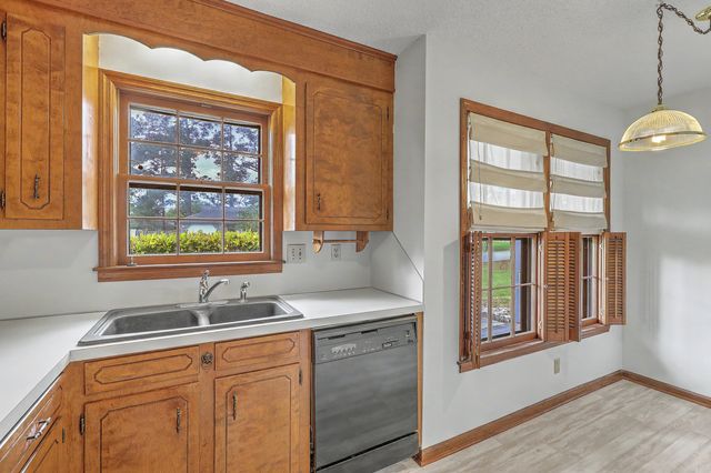 7744 Rosin Drive, North Charleston, SC 29418