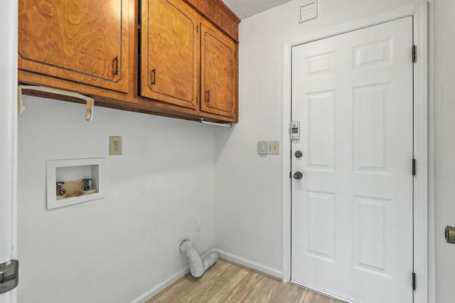 7744 Rosin Drive, North Charleston, SC 29418