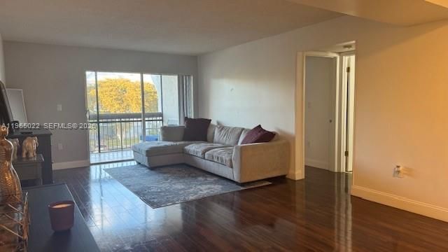 731 N Pine Island Rd 306, Plantation, FL 33324