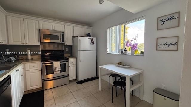 731 N Pine Island Rd 306, Plantation, FL 33324