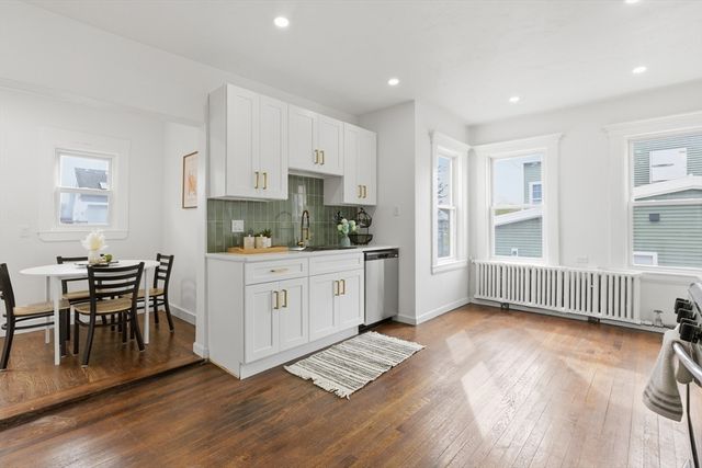 9 Robbins Street, Waltham, MA 02453