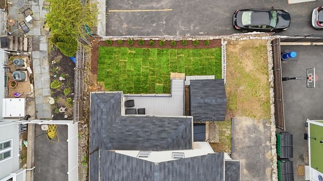 9 Robbins Street, Waltham, MA 02453