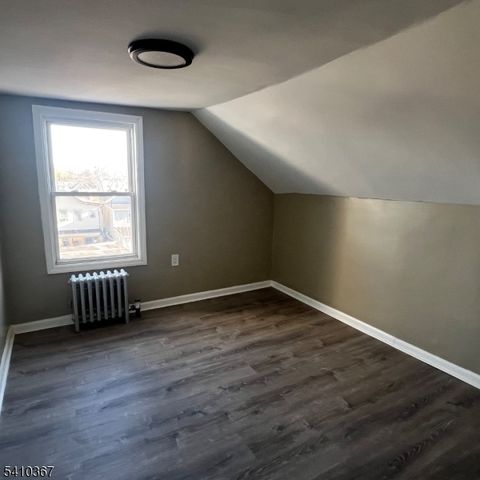 345 Summer Ave, Newark City, NJ 07104