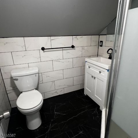 345 Summer Ave, Newark City, NJ 07104