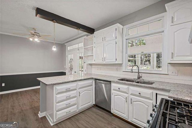 1252 Grist Mill Drive, Acworth, GA 30101