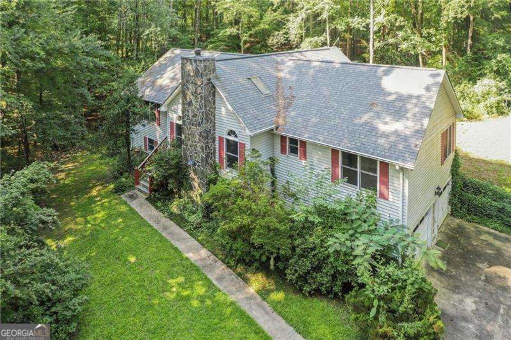 1252 Grist Mill Drive, Acworth, GA 30101