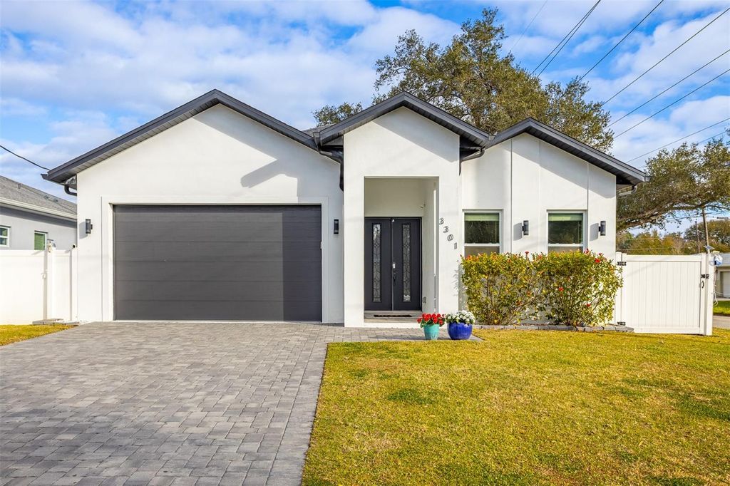 3301 W DEWEY STREET, Tampa, FL 33607