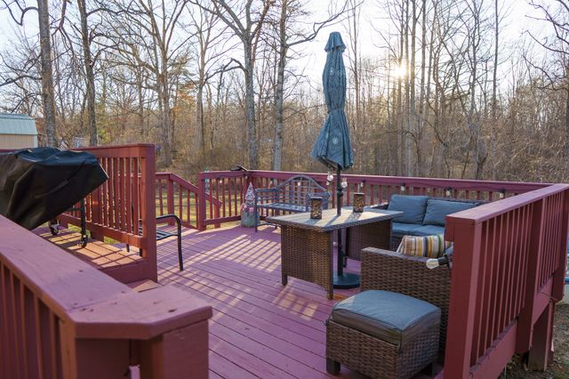 267 Simmons St, Spencer, TN 38585