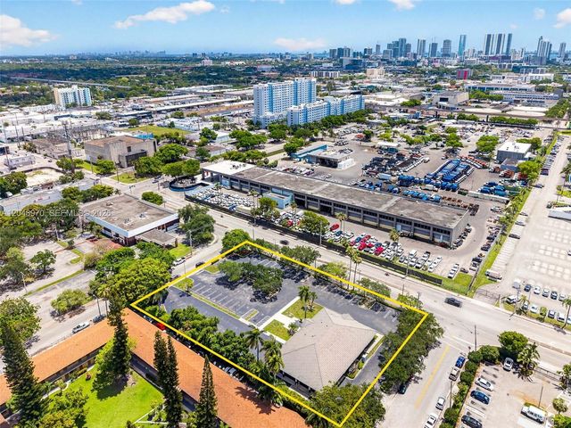 1902 NW 14th Ave, Miami, FL 33125