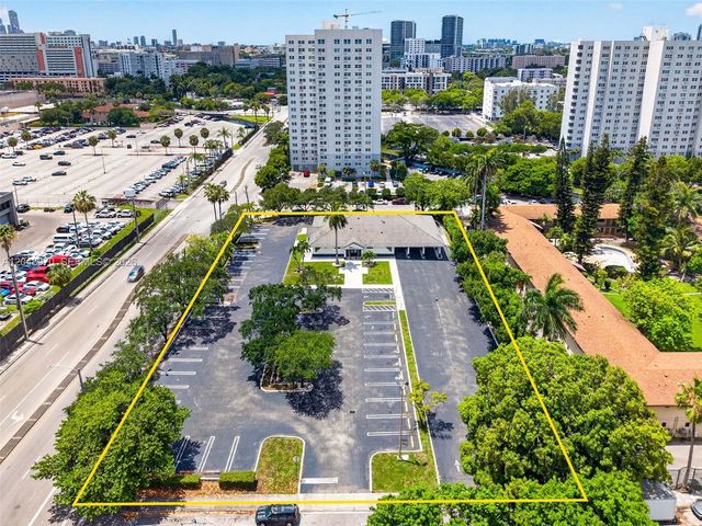 1902 NW 14th Ave, Miami, FL 33125