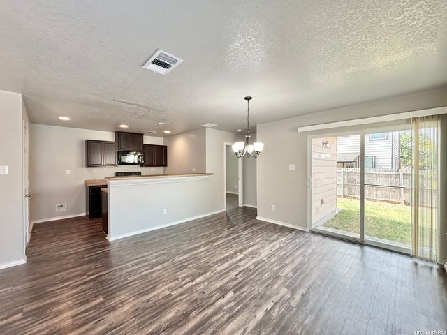 7710 STABLE VW, San Antonio, TX 78244