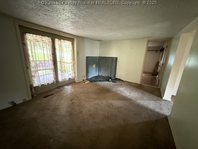 55 Trinity Drive, Point Pleasant, WV 25550