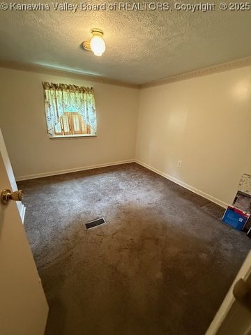 55 Trinity Drive, Point Pleasant, WV 25550