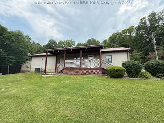55 Trinity Drive, Point Pleasant, WV 25550