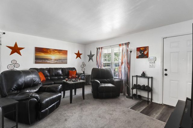 6580 Red Coach Lane, Reynoldsburg, OH 43068