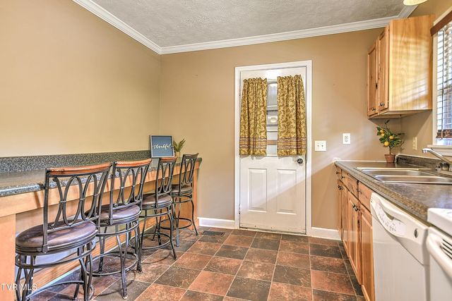 495 Cooks Valley Road, Kingsport, TN 37664