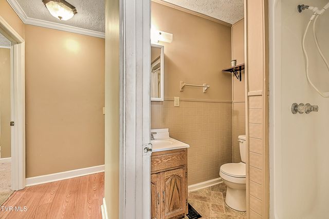 495 Cooks Valley Road, Kingsport, TN 37664