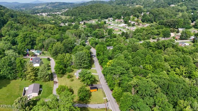 495 Cooks Valley Road, Kingsport, TN 37664