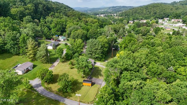 495 Cooks Valley Road, Kingsport, TN 37664