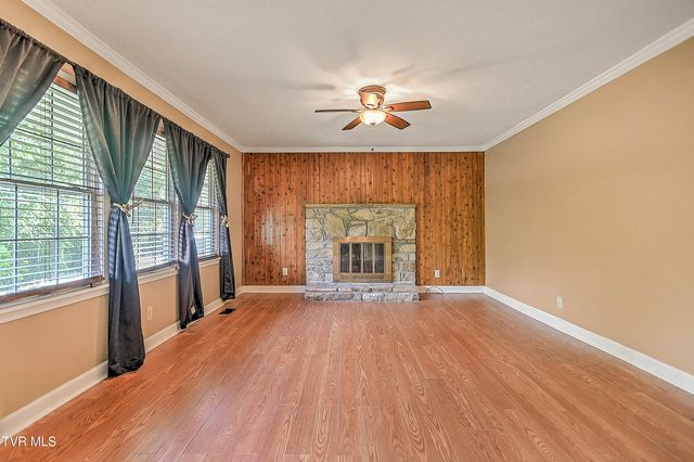 495 Cooks Valley Road, Kingsport, TN 37664