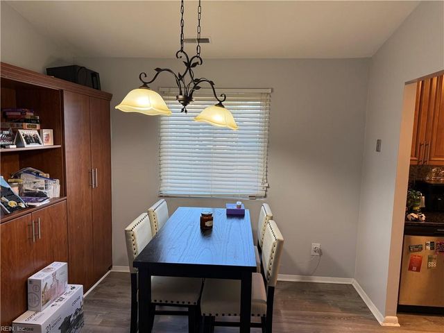 3860 Sugar Creek LN, Portsmouth, VA 23703