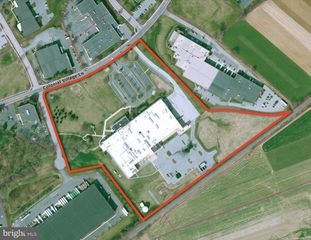 1838 COLONIAL VILLAGE LN, Lancaster, PA 17601