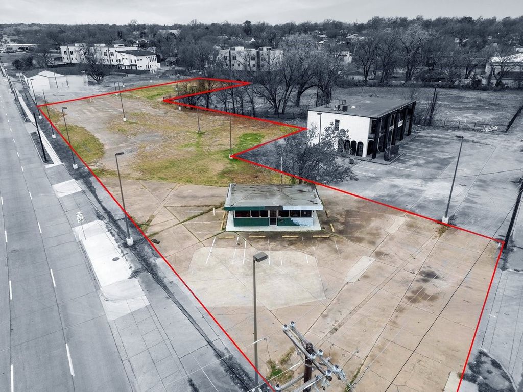 3333 Cedar Crest Boulevard, Dallas, TX 75203