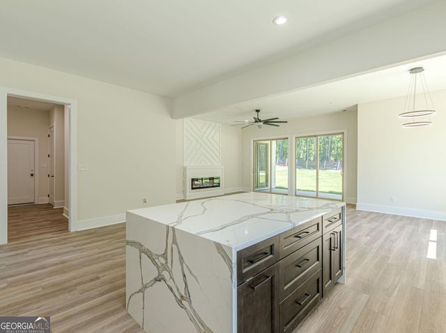7060 Moseley Dixon Road, Macon, GA 31220