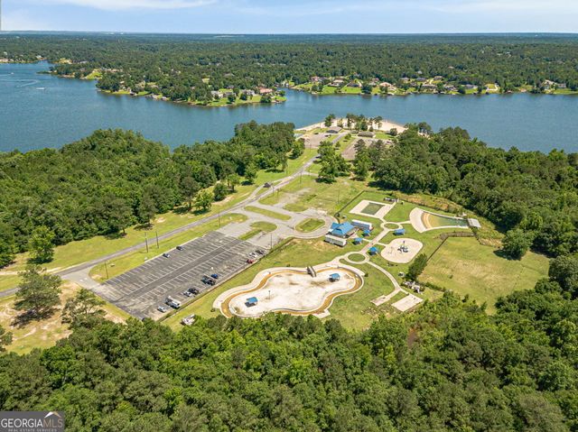 7060 Moseley Dixon Road, Macon, GA 31220