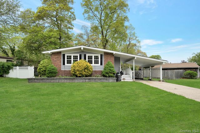 34 Cheryl Drive, Ronkonkoma, NY 11779