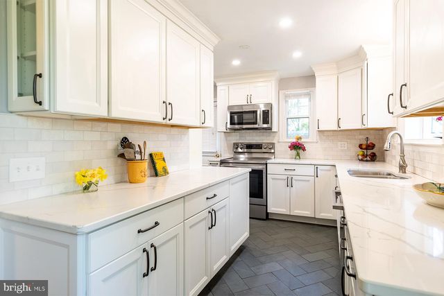1438 RIDGEWAY E, Arnold, MD 21012