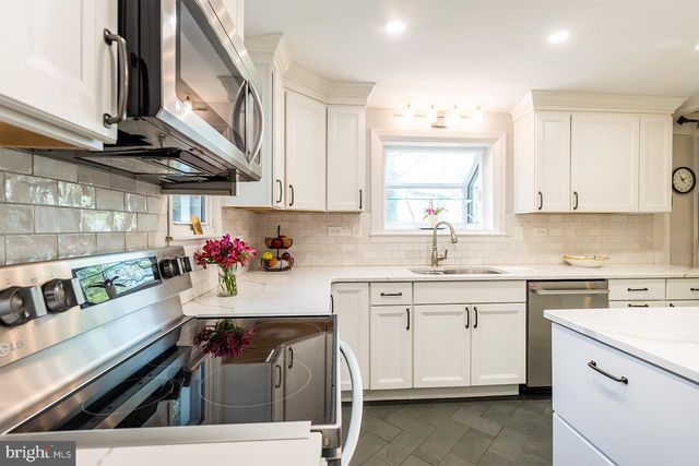 1438 RIDGEWAY E, Arnold, MD 21012