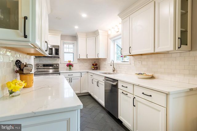 1438 RIDGEWAY E, Arnold, MD 21012