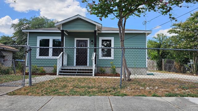 815 WAVERLY AVE, San Antonio, TX 78201