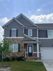 386 Thompson Drive, Dallas, GA 30132