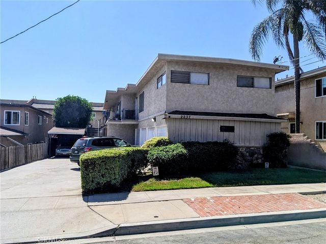2237 Rose C, Signal Hill, CA 90755