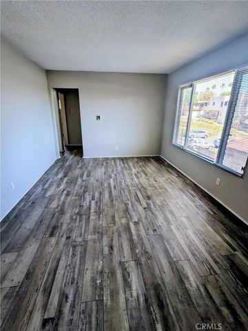 2237 Rose C, Signal Hill, CA 90755