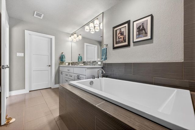 6501 Robbie Creek CV, Austin, TX 78750