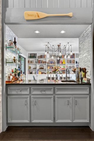 6501 Robbie Creek CV, Austin, TX 78750