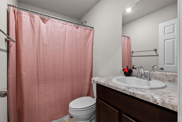 825 S Katlyn Drive, Siloam Springs, AR 72761