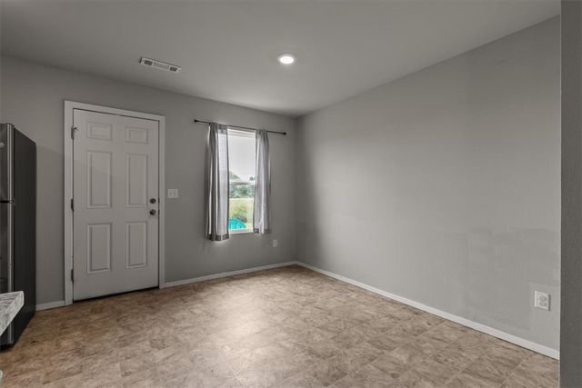 825 S Katlyn Drive, Siloam Springs, AR 72761