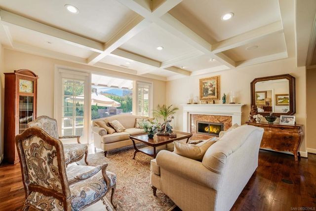 6150 La Fremontia, Rancho Santa Fe, CA 92067