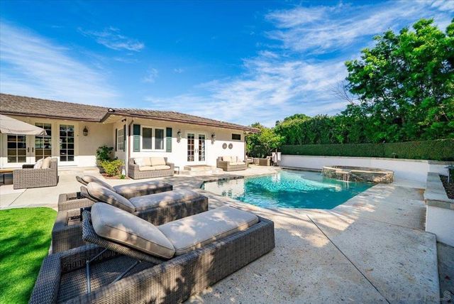 6150 La Fremontia, Rancho Santa Fe, CA 92067