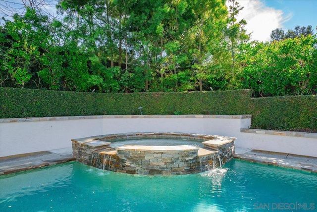 6150 La Fremontia, Rancho Santa Fe, CA 92067