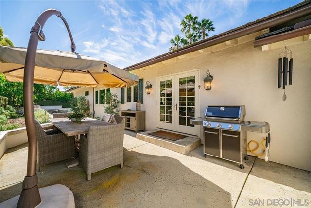 6150 La Fremontia, Rancho Santa Fe, CA 92067