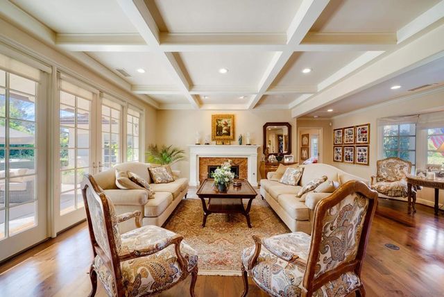 6150 La Fremontia, Rancho Santa Fe, CA 92067